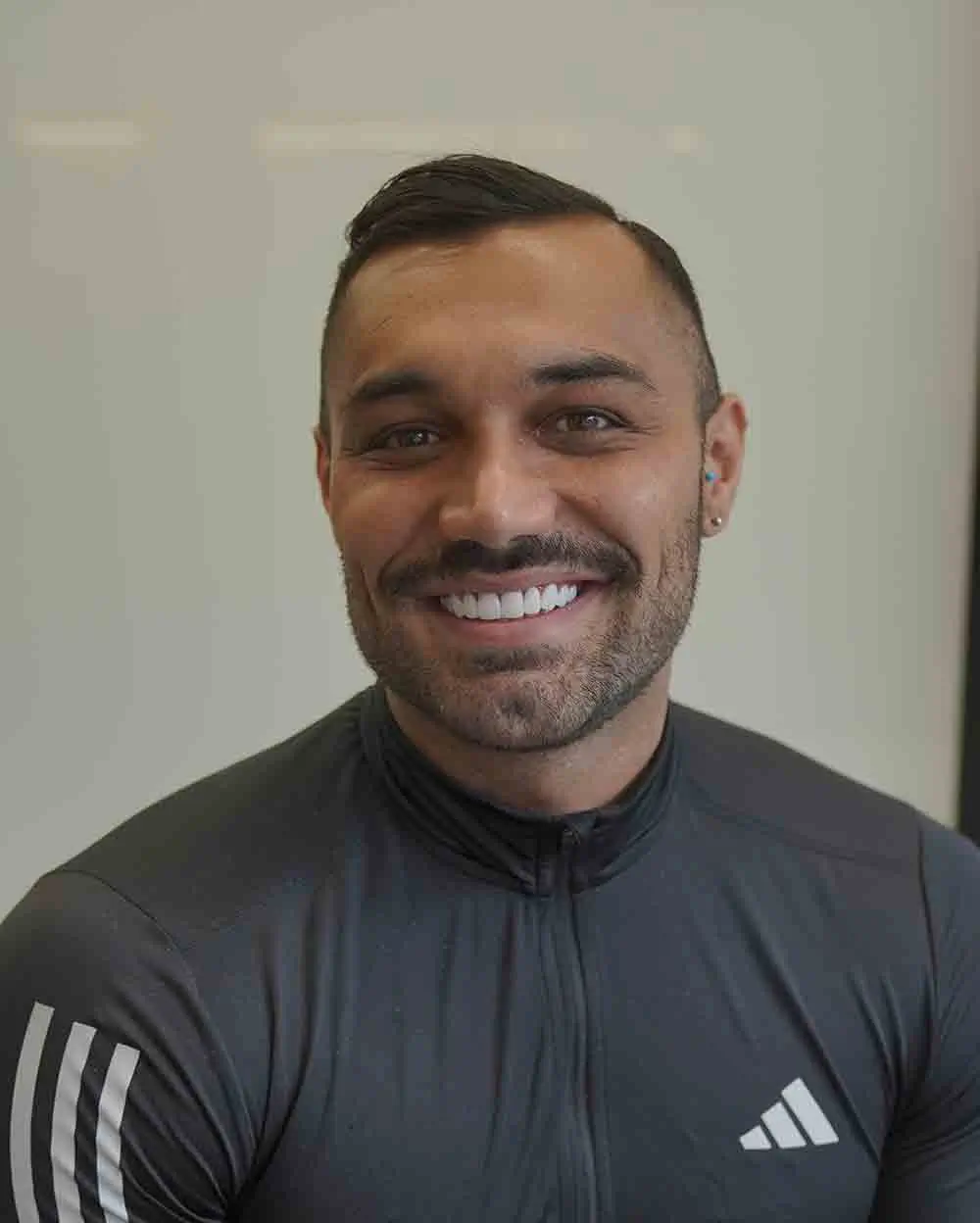 تصویری از نمونه کارهای کلینیک دندانپزشکی سامین